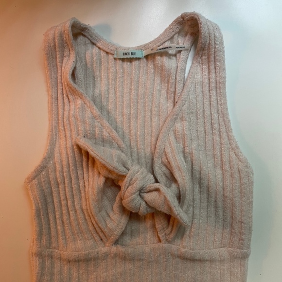 Crop top - Picture 3 of 3